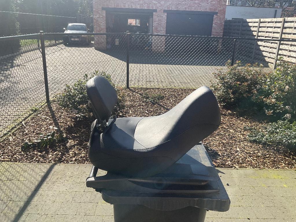 Harley Davidson sportster Seat met rugsteun, Motoren, Ophalen, Nieuw