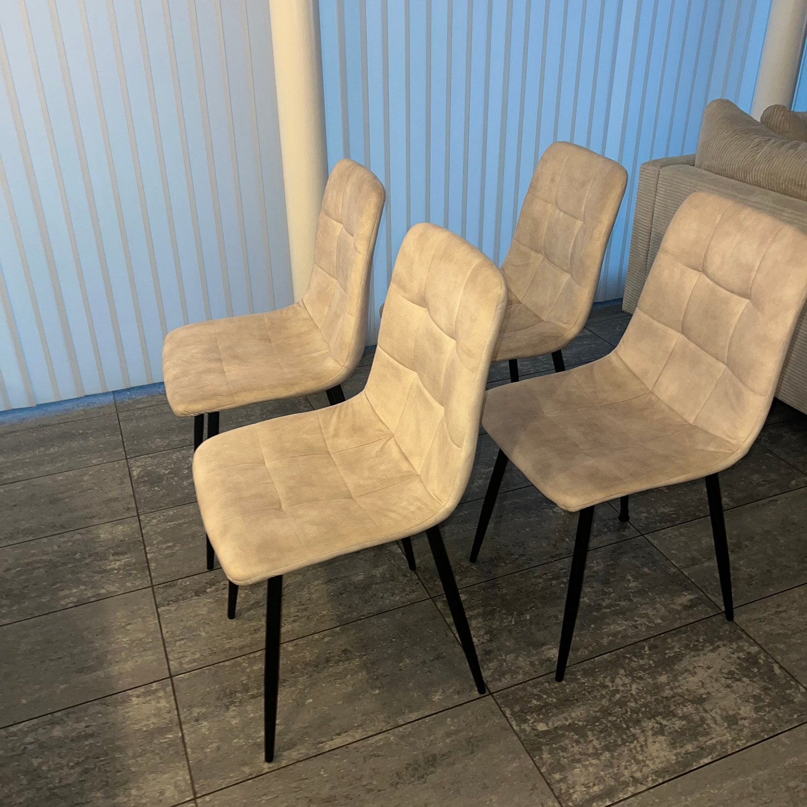 Beige stoelen, Huis en Inrichting, Stoelen, Ophalen, Nieuw