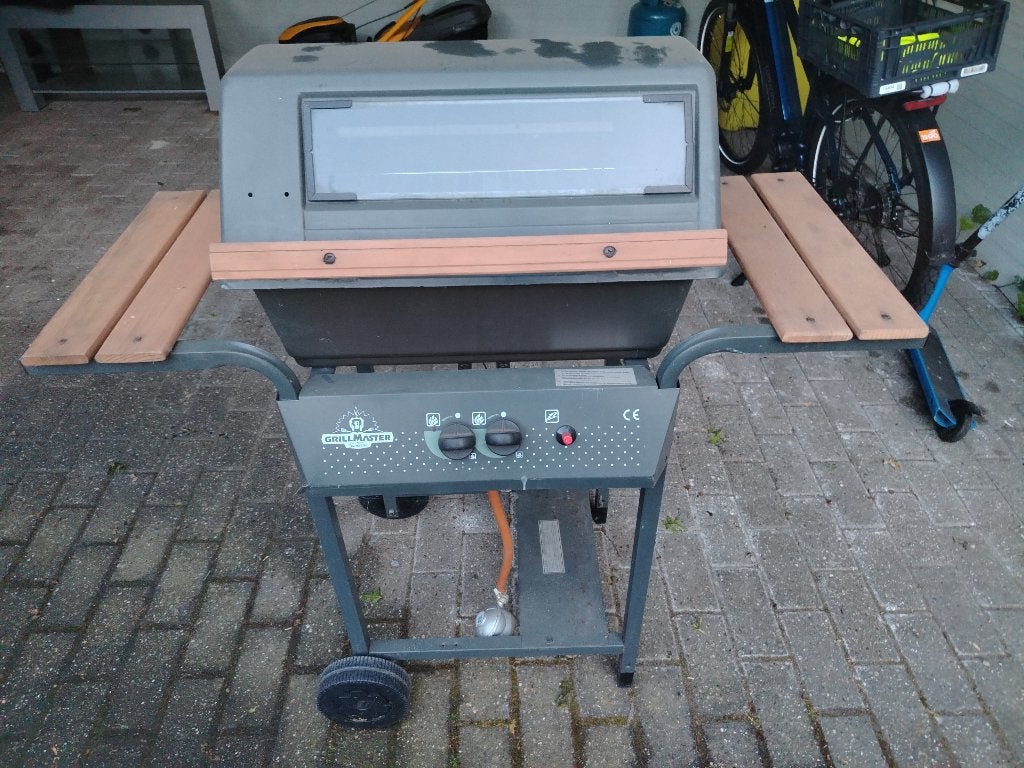 Gas bbq Grilmaster, Ophalen