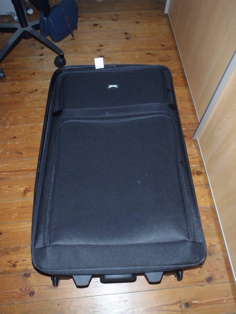 valise noire, Enlèvement, Neuf, Autres matériaux, Poignée extensible