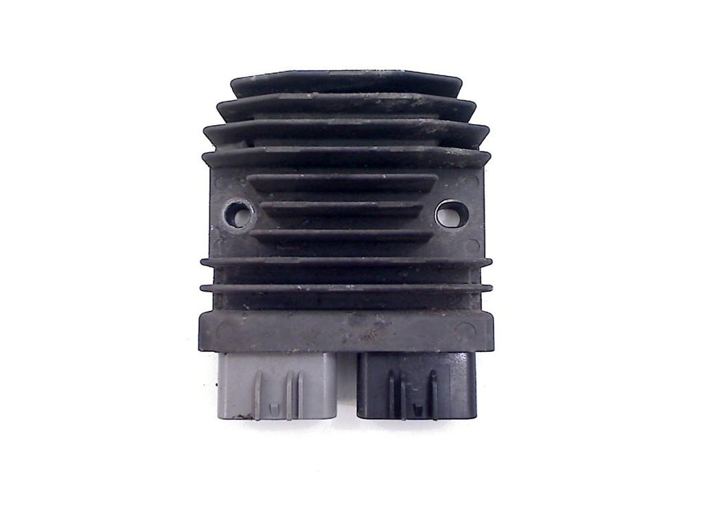 REGULATEUR DE TENSION Yamaha Niken GT 2021- (MXT850D), Dhr. S. di Majo, Utilisé, Info@cama-motorparts.nl, P.J. Troelstraweg 8 8
3144 CX  MAASSLUIS, NL