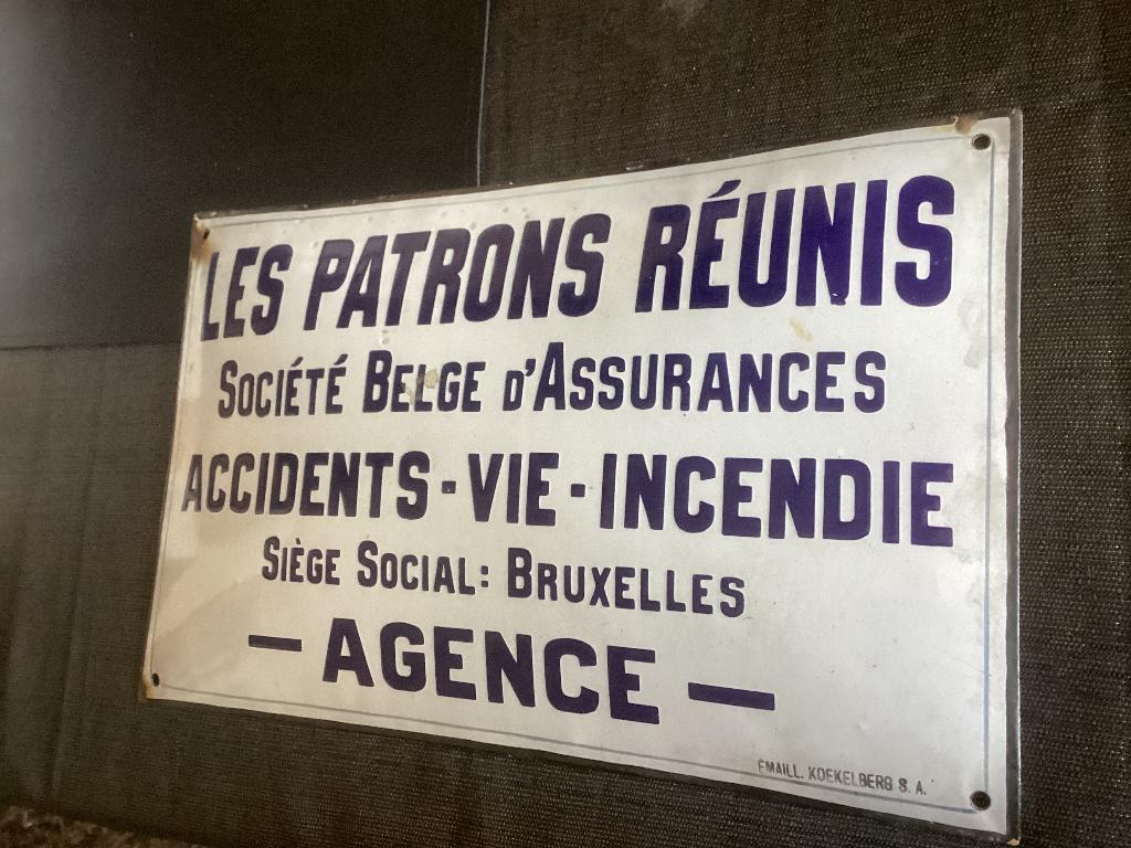 Prachtige emailleplaat - Les Patrons Reunis Societe Belge, Ophalen of Verzenden