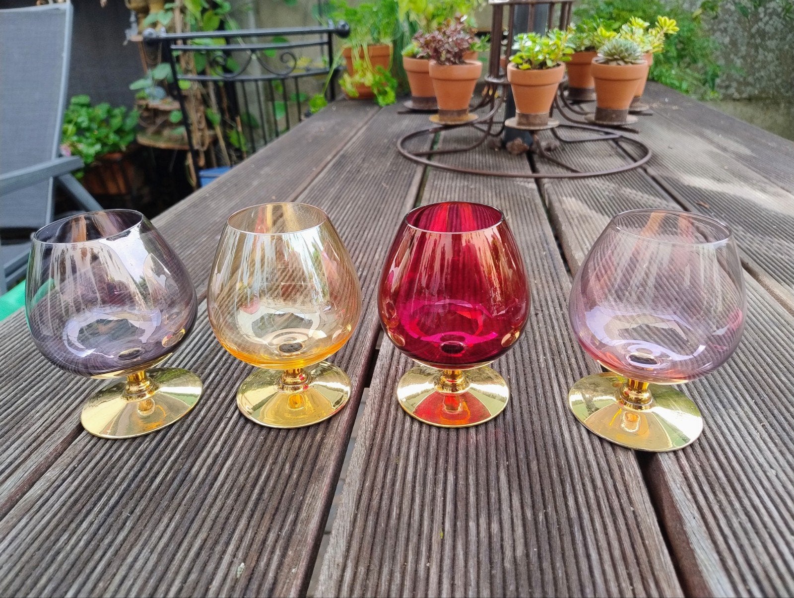 4 vintage cognacglazen uit gekleurd lijsterglas, Ophalen of Verzenden