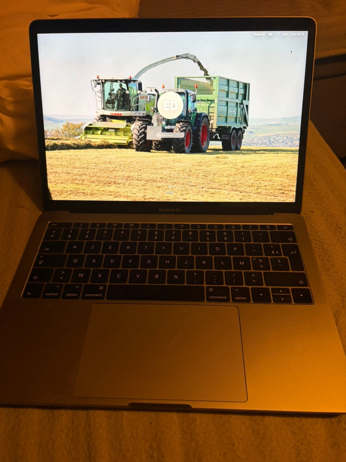 MacBook Pro, Computers en Software, Ophalen, Zo goed als nieuw, MacBook