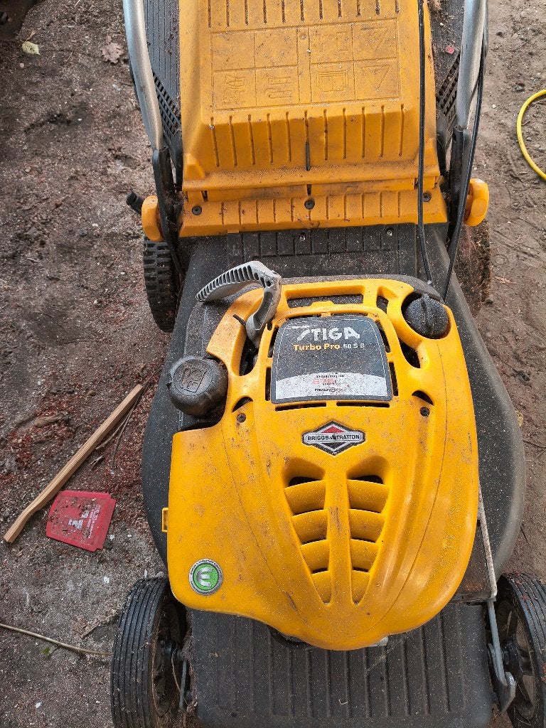 gratis grasmachien, Jardin & Terrasse, Tondeuses à gazon, Tondeuse rotative, Tondeuses à gazon à essence, 40 à 49 cm, Enlèvement