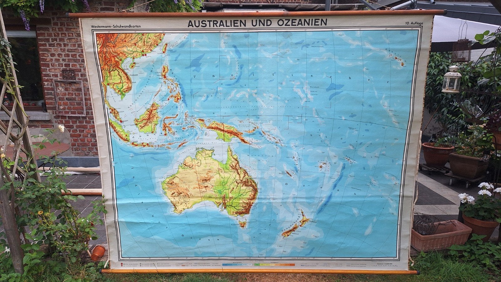 Ancienne carte d'école. Océanie.Australie, Enlèvement
