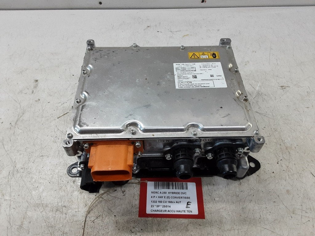CHARGEUR DE BATTERIE (A0009006520), Mevr. I. Hauben, Utilisé, Info@Collignon.be, Rue de l'Espoir 34 34
4030  GRIVEGNÉE, BE