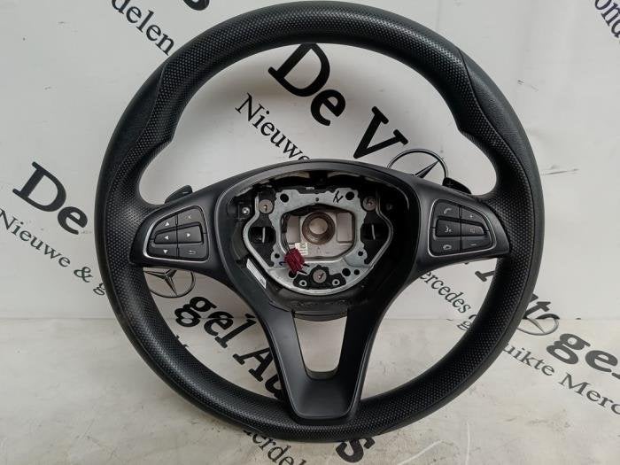 Volant d'un Mercedes Vito, 3 mois de garantie, Utilisé, -, -