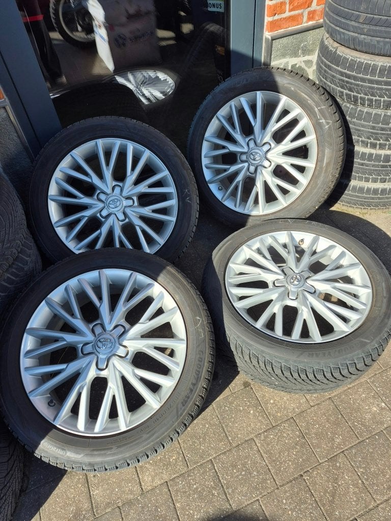 Toyota velgen + winterbanden, Auto-onderdelen, Ophalen, 18 inch, Gebruikt, Winterbanden
