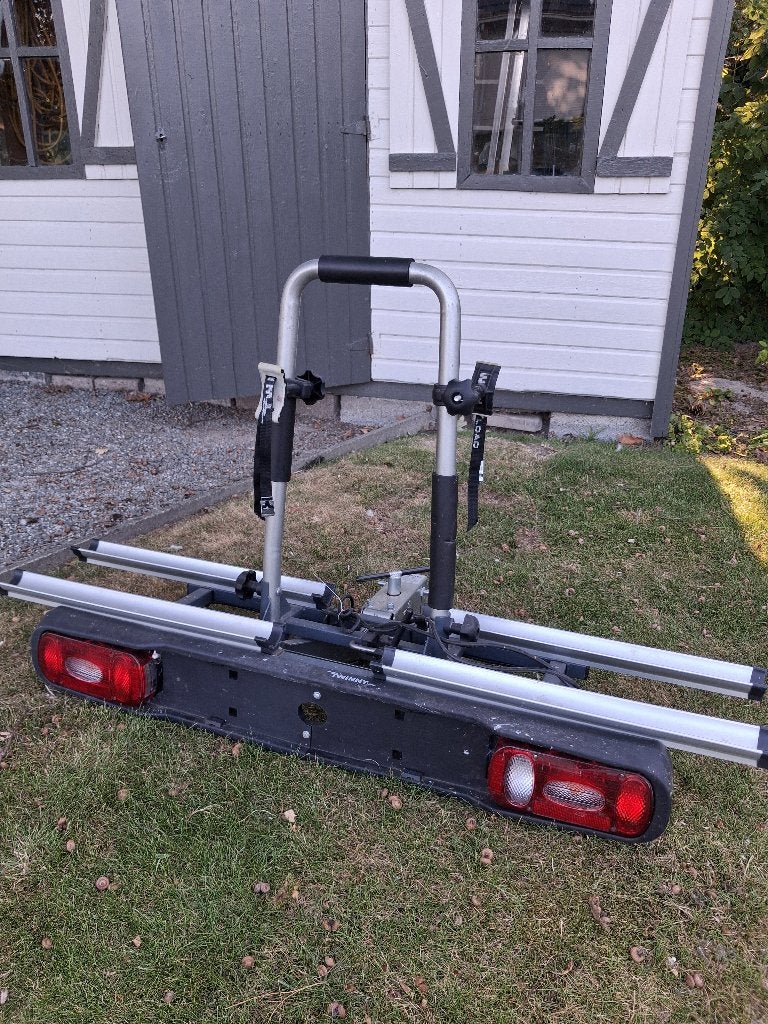 Fietsendrager  TWINNY, Ophalen, Gebruikt, 2 fietsen, Trekhaakdrager