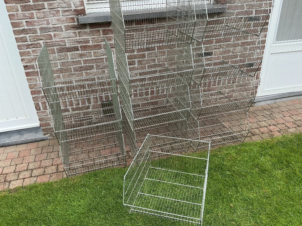 12 Metalen draadmanden stapelbaar, Ophalen