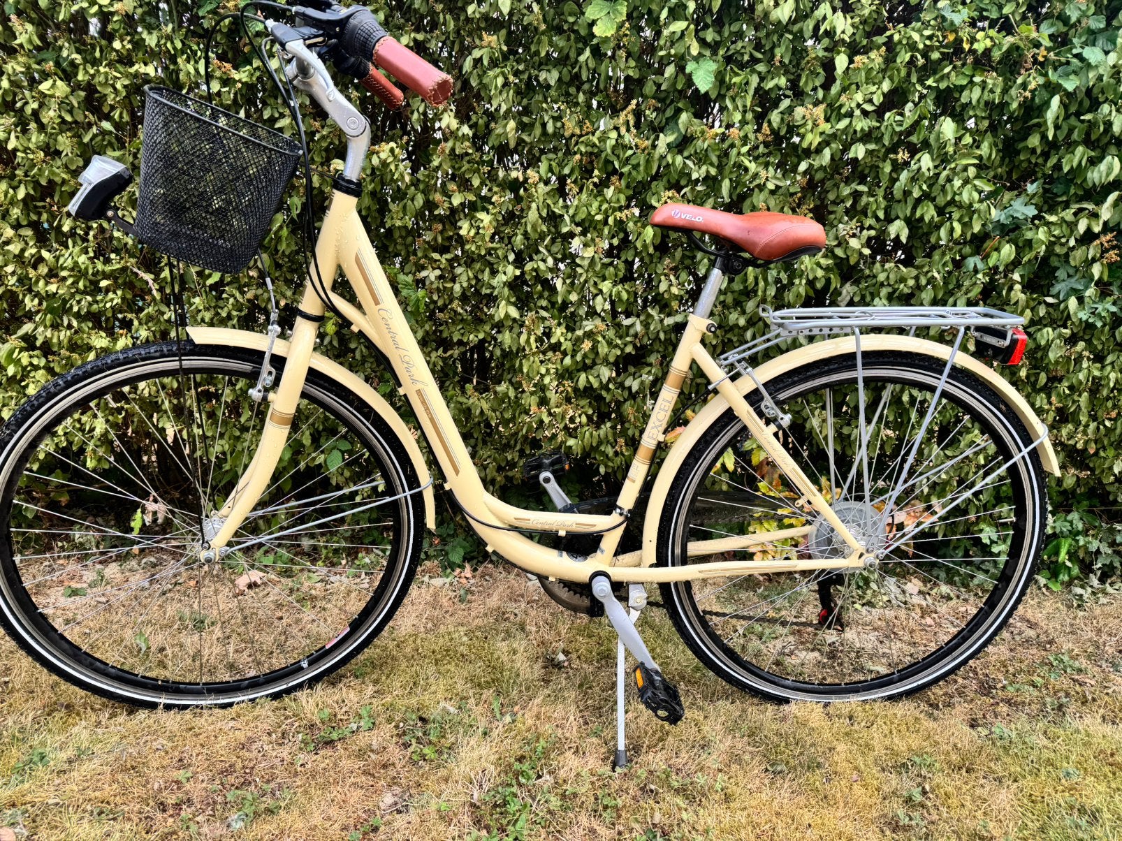 Vélo de ville Arcade “Central Park” – Très bon état, Enlèvement, Comme neuf, Panier