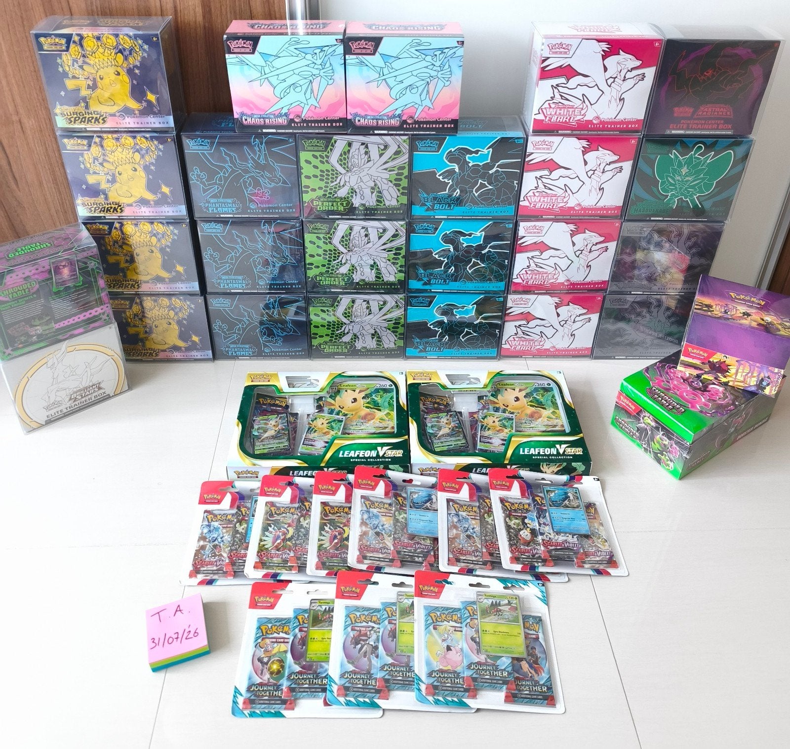 Pokémon Center ETB et bien d'autres encore sont scellés !, Enlèvement ou Envoi, Neuf, Booster, Foil