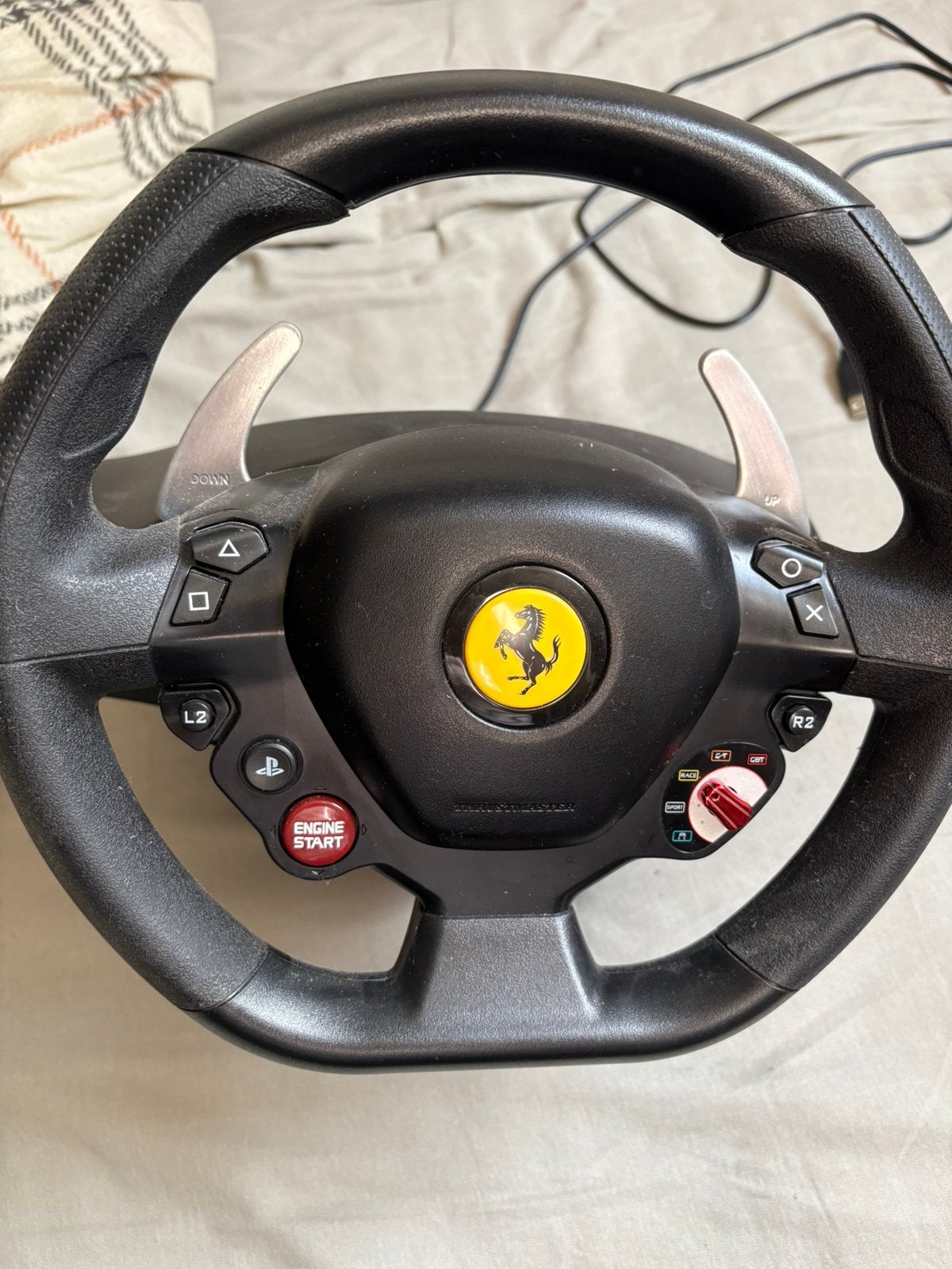 Thrustmaster stuur ferrari, Games en Spelcomputers, Ophalen, Zo goed als nieuw, Stuur of Pedalen, PlayStation 4