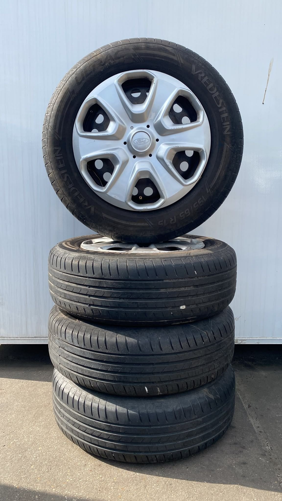 Ford Transit Connect Zomer Banden Set 195-65-15 5x108, Auto-onderdelen, Gebruikt, -, -, Banden en Velgen