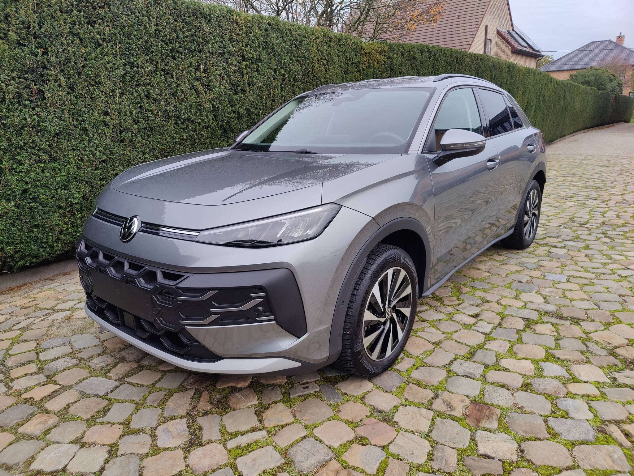 Volkswagen T-Roc Life T-Roc 1.5 eTSI mHEV ACT Life DSG, Auto's, Stof, Zwart, 4 cilinders, 116 pk