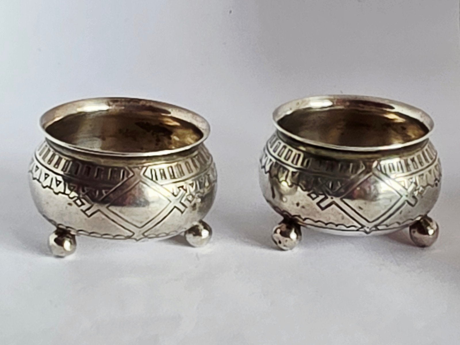 2 antieke zilveren zoutvaatjes, Moscow 1882, Ophalen of Verzenden, Zilver