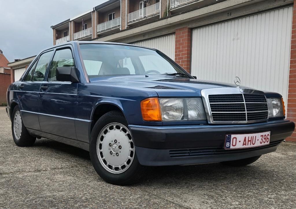 Mercedes Benz 190E 2.6 automaat volledige historie, Auto's, Mercedes-Benz, Automaat, 4 deurs, Achterwielaandrijving, Leder