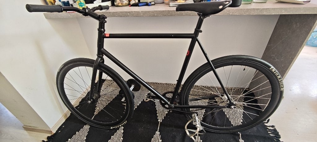 Vélo à pignon fixe / Fixie de la marque FIDJI, Vélos & Vélomoteurs, Enlèvement, Comme neuf