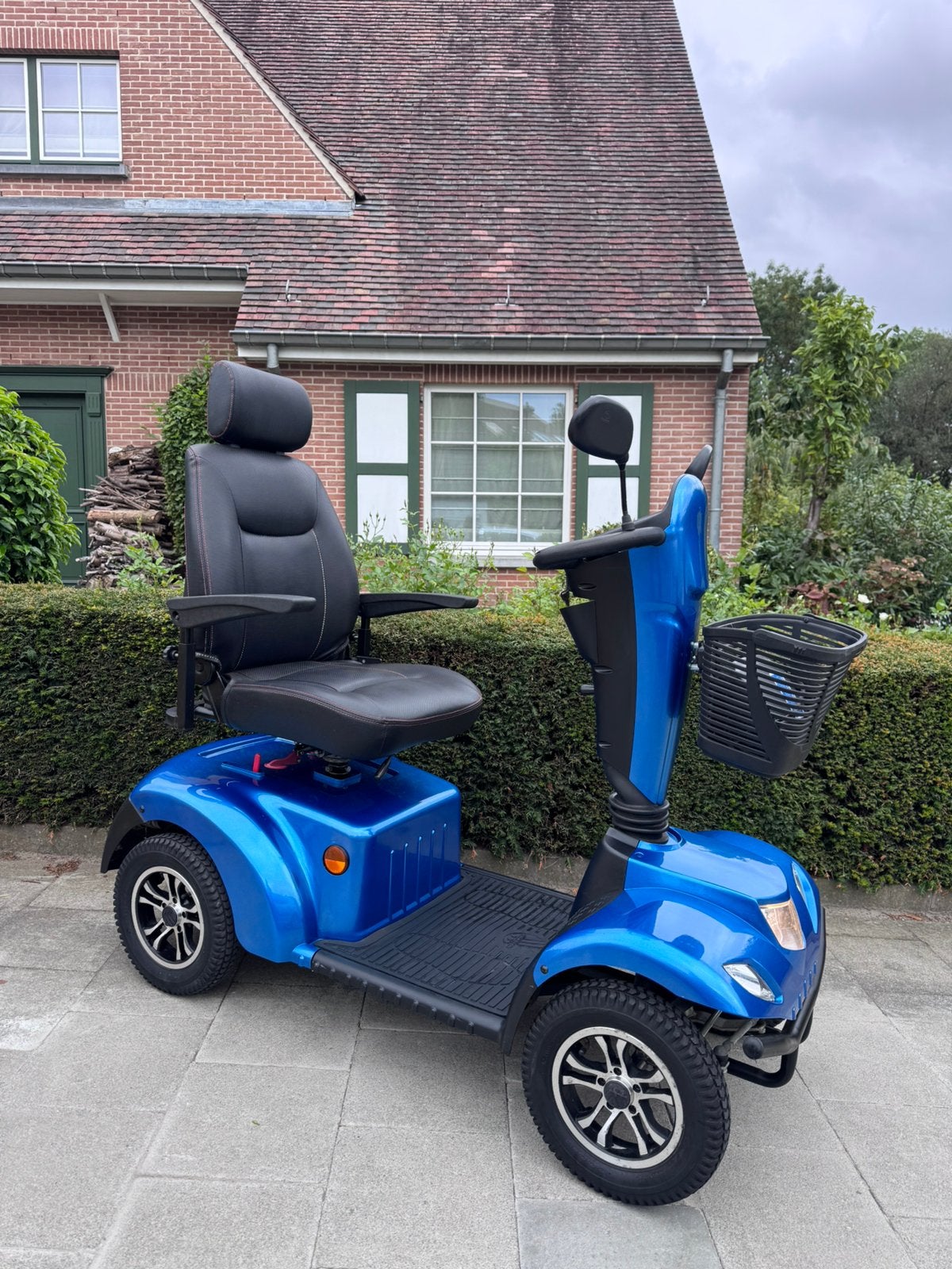 Bijna nieuw Vermeiren Carpo 2 Se Scootmobiel invalidescooter, Ophalen of Verzenden, Inklapbaar, Zo goed als nieuw, Elektrische rolstoel