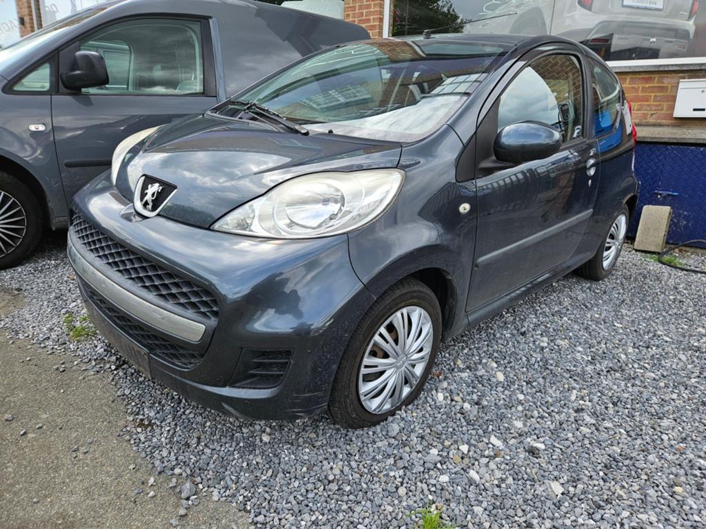 Peugeot 107, Autos, Peugeot, Entreprise, Essence