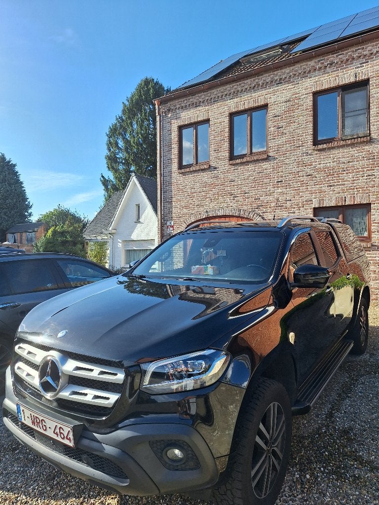 Mercedes Benz x klasse, Automaat, 4 cilinders, Zwart, Grijs
