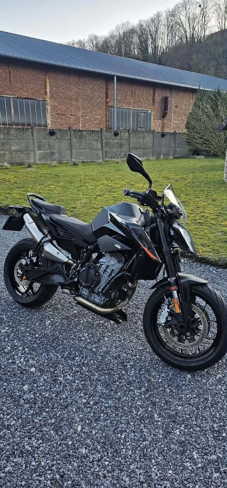 Ktm Duke 890, Permis Moto A, Occasion, Plus de 35 kW, 2 cylindres