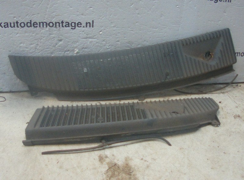 BAIE DE PARE BRISE Opel Kadett E (33 / 34 / 43 / 44), Autos : Pièces & Accessoires, Opel, Opel Automobile GmbH, Utilisé, Kontakt-opel@opel.com