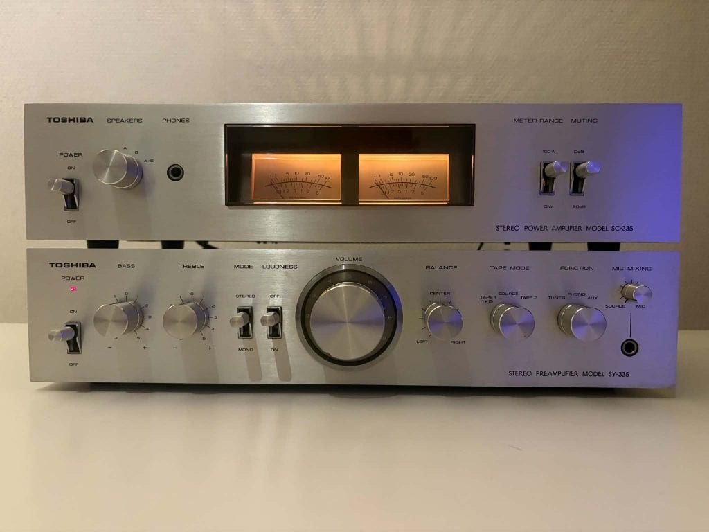 AMPLI + PREAMPLI TOSHIBA, Enlèvement, Utilisé, Stéréo, 120 watts ou plus