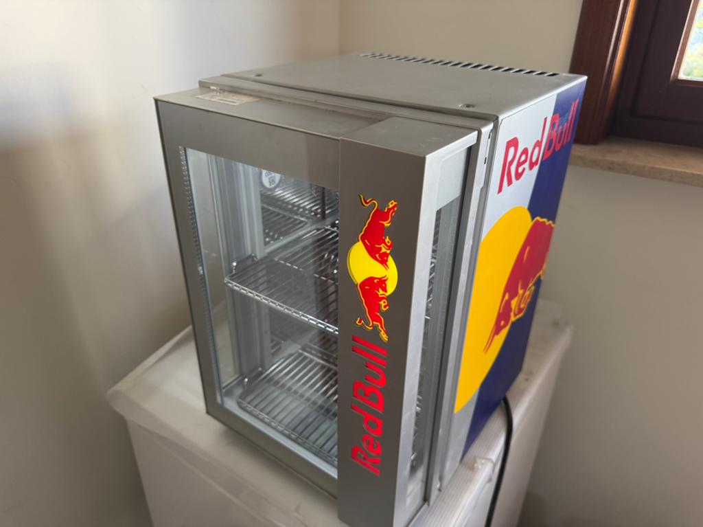 Red Bull mini koelkast, Ophalen, Gebruikt