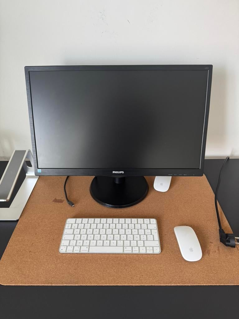 Philips 243V – 24 inch Full HD LED Monitor, Computers en Software, Monitoren, Zo goed als nieuw, DVI, LED, HD, Ophalen