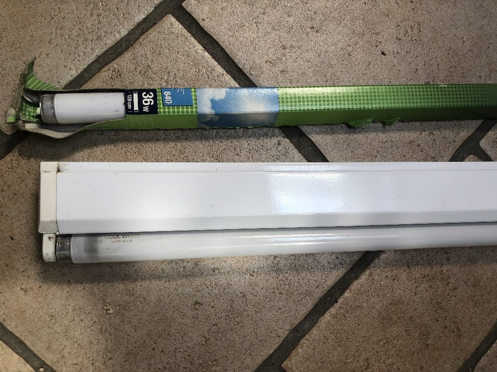 TL armatuur 120cm met 2 buislampen 36W, Ophalen, Zo goed als nieuw, Minder dan 50 watt, Lamp met armatuur