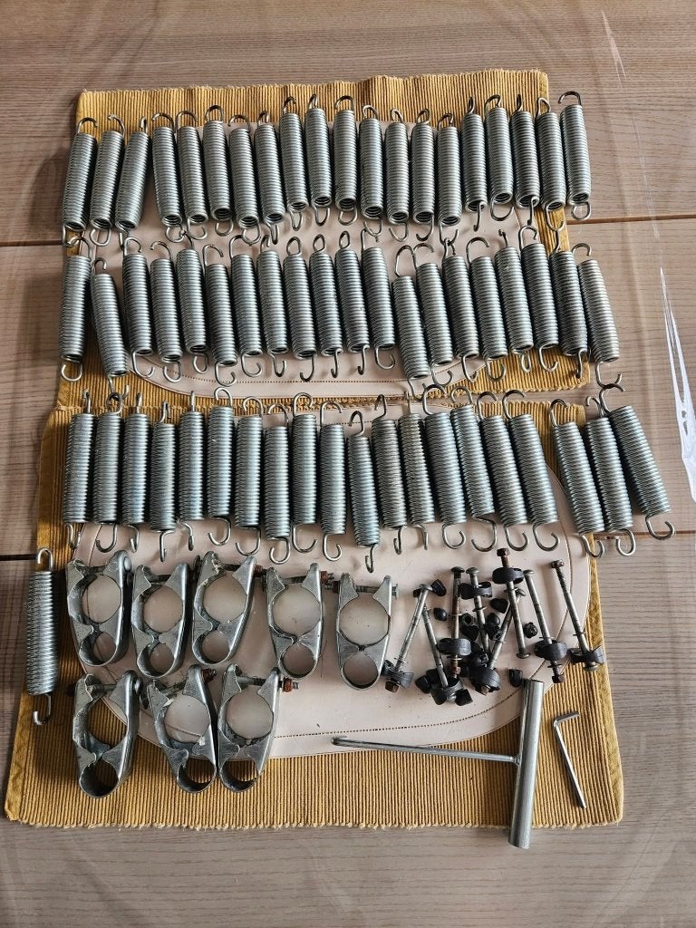 Kit trampoline ressorts, Métal, Comme neuf, Enlèvement, Outillage ou Accessoires