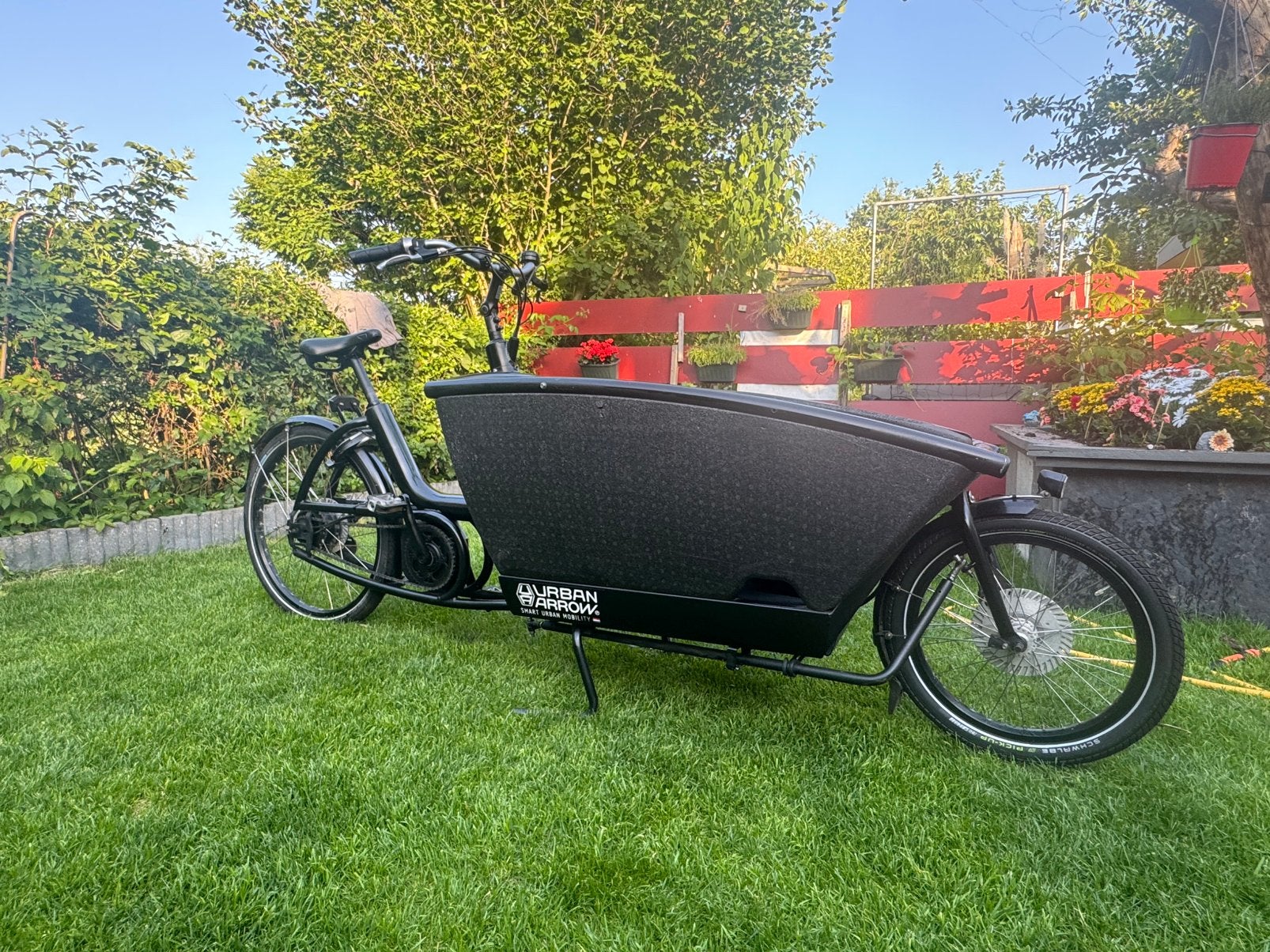 Urban arrow family elektrische bakfiets, Fietsen en Brommers, Fietsen | Bakfietsen, Zo goed als nieuw, Overige merken, 4 kinderen of meer