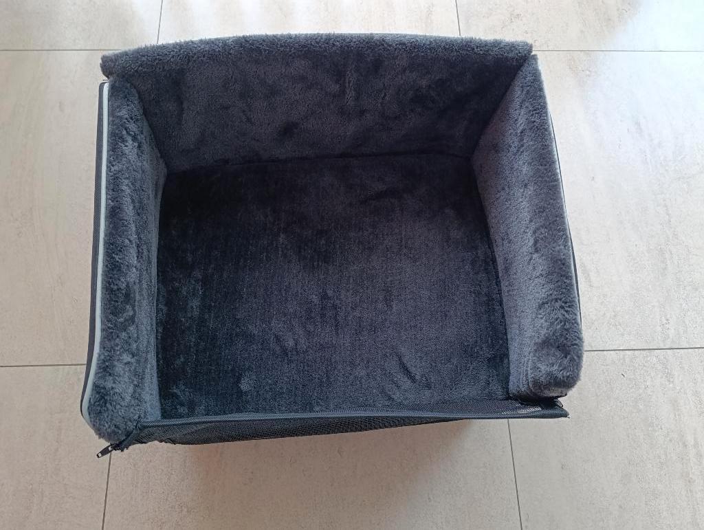 Panier Siège auto chien ou chat neuf, Dieren en Toebehoren, Hondenmanden, Zo goed als nieuw, Ophalen of Verzenden