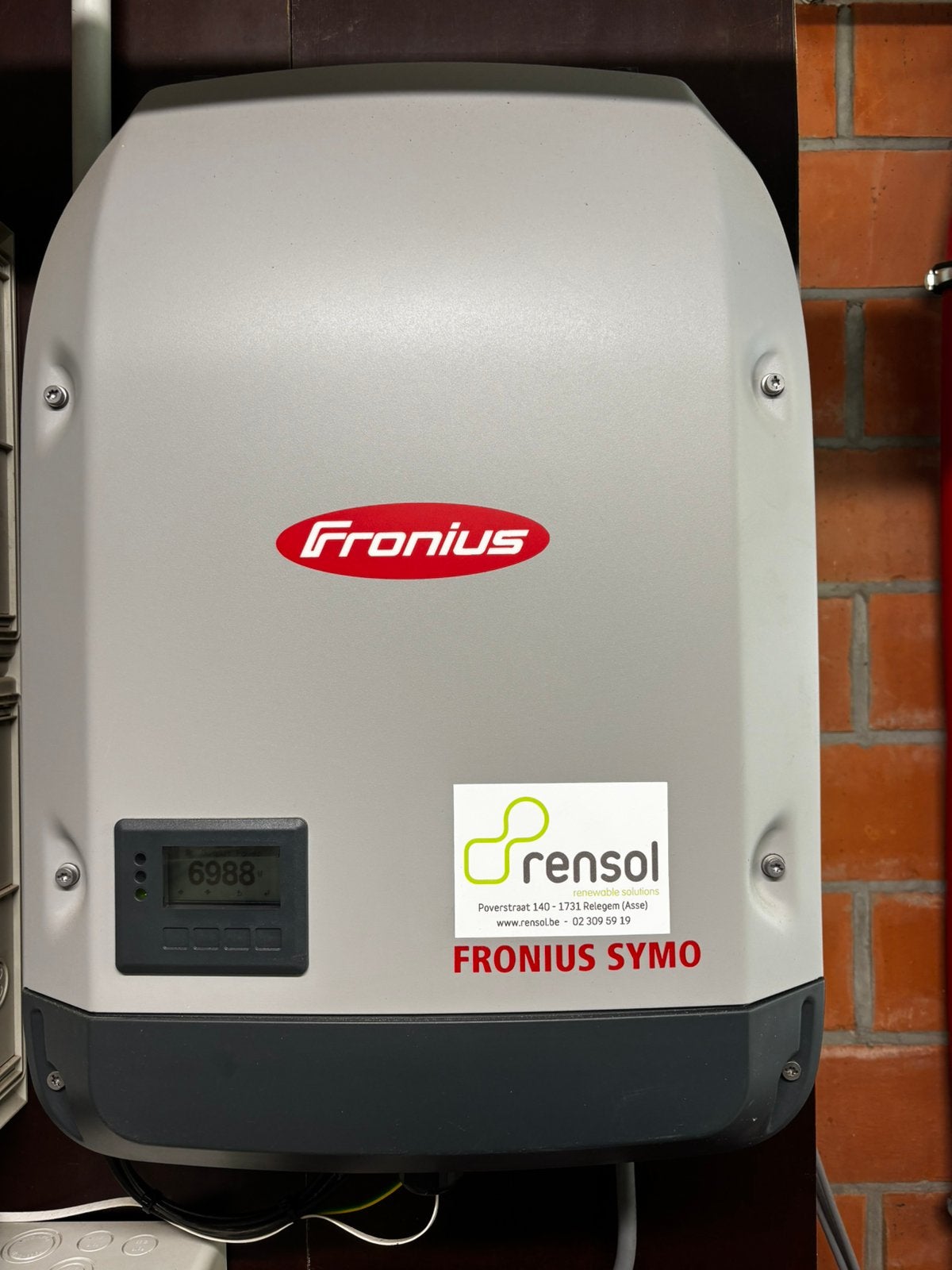 Fronius Symo 7.0 omvormer, Doe-het-zelf en Bouw, Ophalen, Gebruikt, Compleet systeem, 200 wattpiek of meer