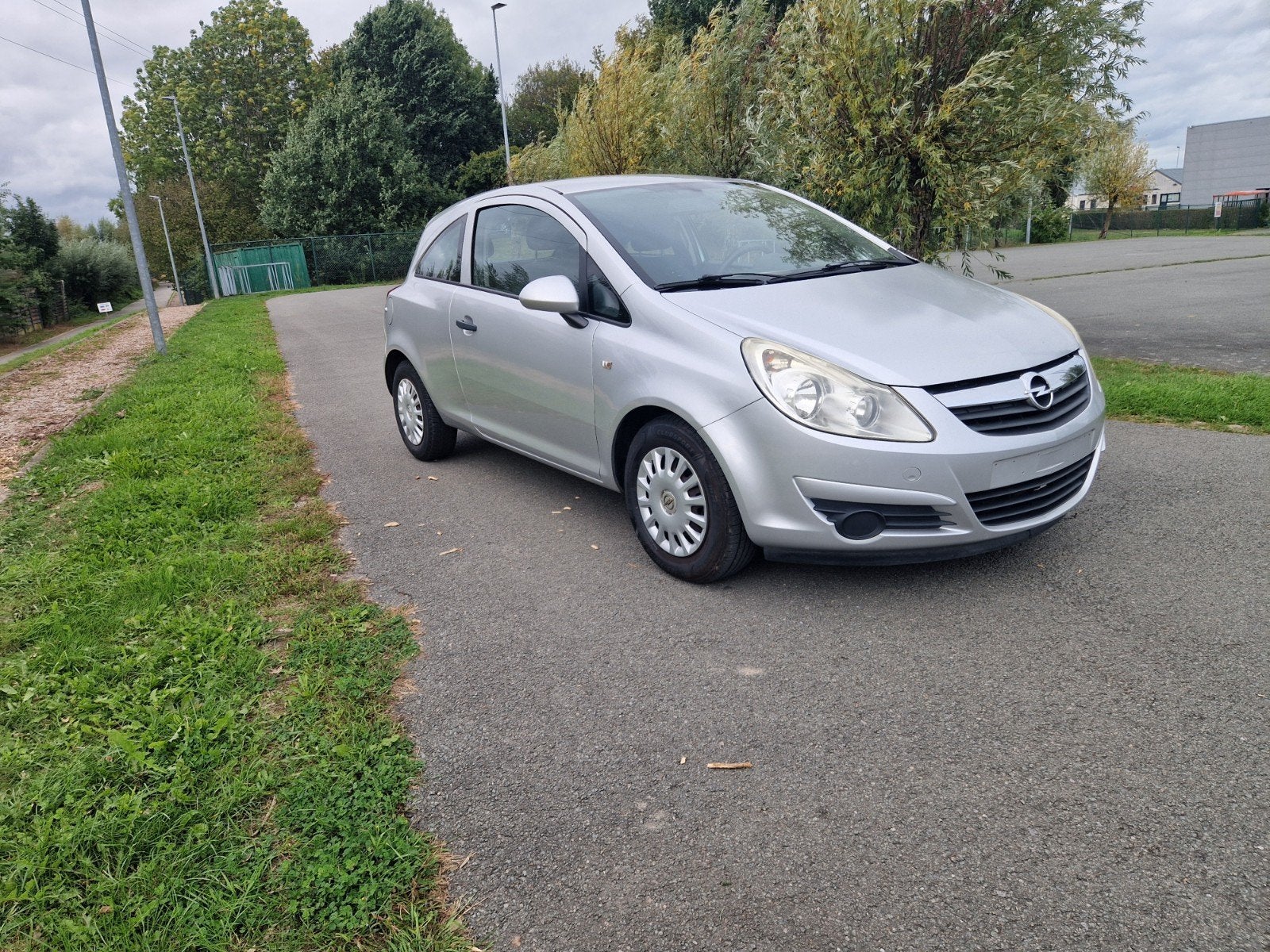 Opel Corsa 1,2 cc essence, Autos, Argent ou Gris, Achat, Entreprise, 59 kW