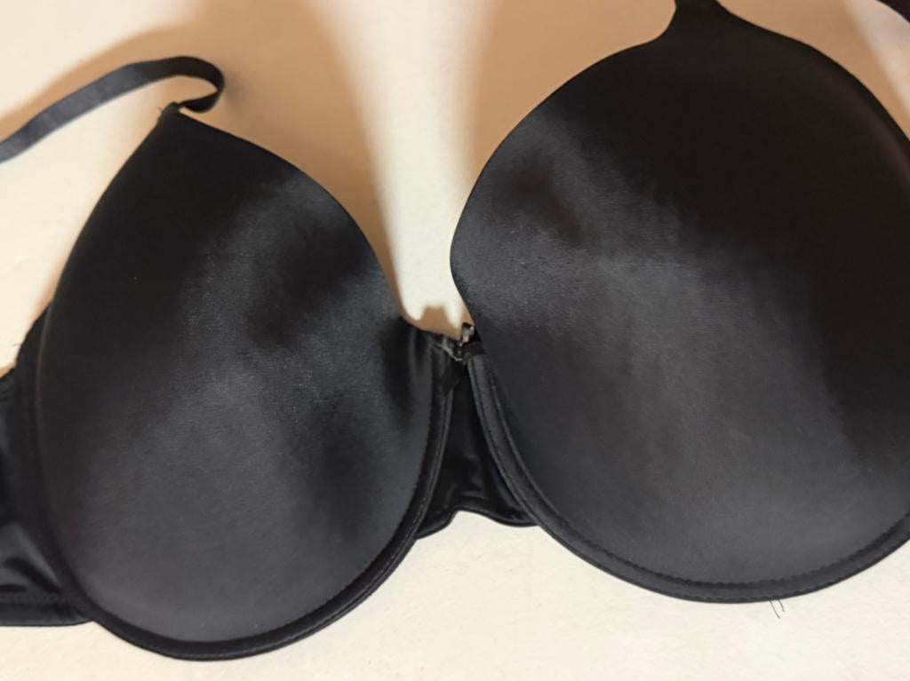 Soutien-gorge noir en parfait état (100 cup E), Enlèvement, Soutien-gorge