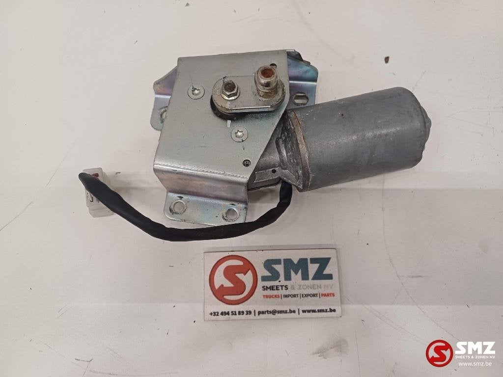 Windshield wiper motor Caterpillar