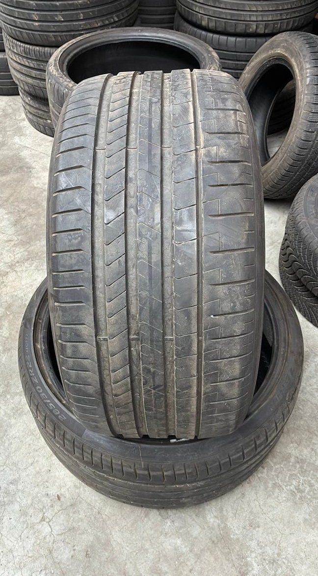 2853022 285/30/22 285/30R22 zomerbanden Pirelli, Ophalen
