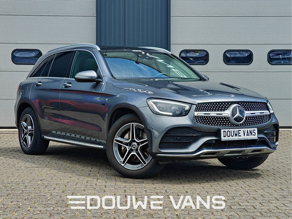 Mercedes-Benz GLC 300e 4MATIC Panorama Luchtvering Trekhaak, Auto's, Mercedes-Benz, Automaat, Gebruikt, 4 cilinders, 2000 kg