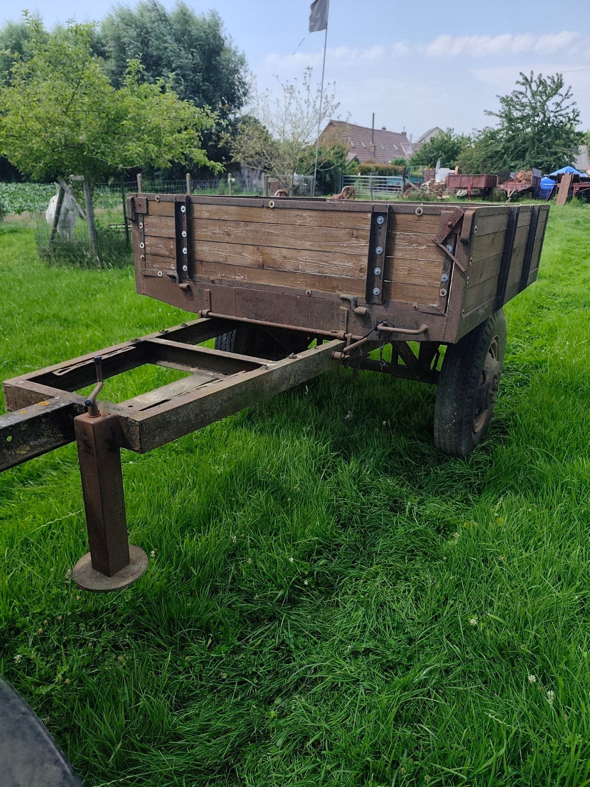 remorque basculante pour tracteur, Enlèvement