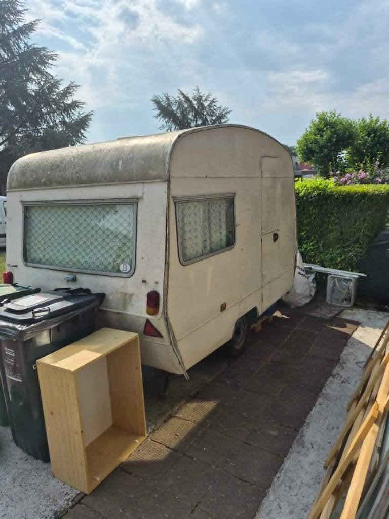 caravane a renover Sprite 400 421 kg, Caravanes & Camping, Particulier, Jusqu'à 500 kg, Sprite
