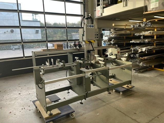Kopierfreesmachine Calvet, Ophalen