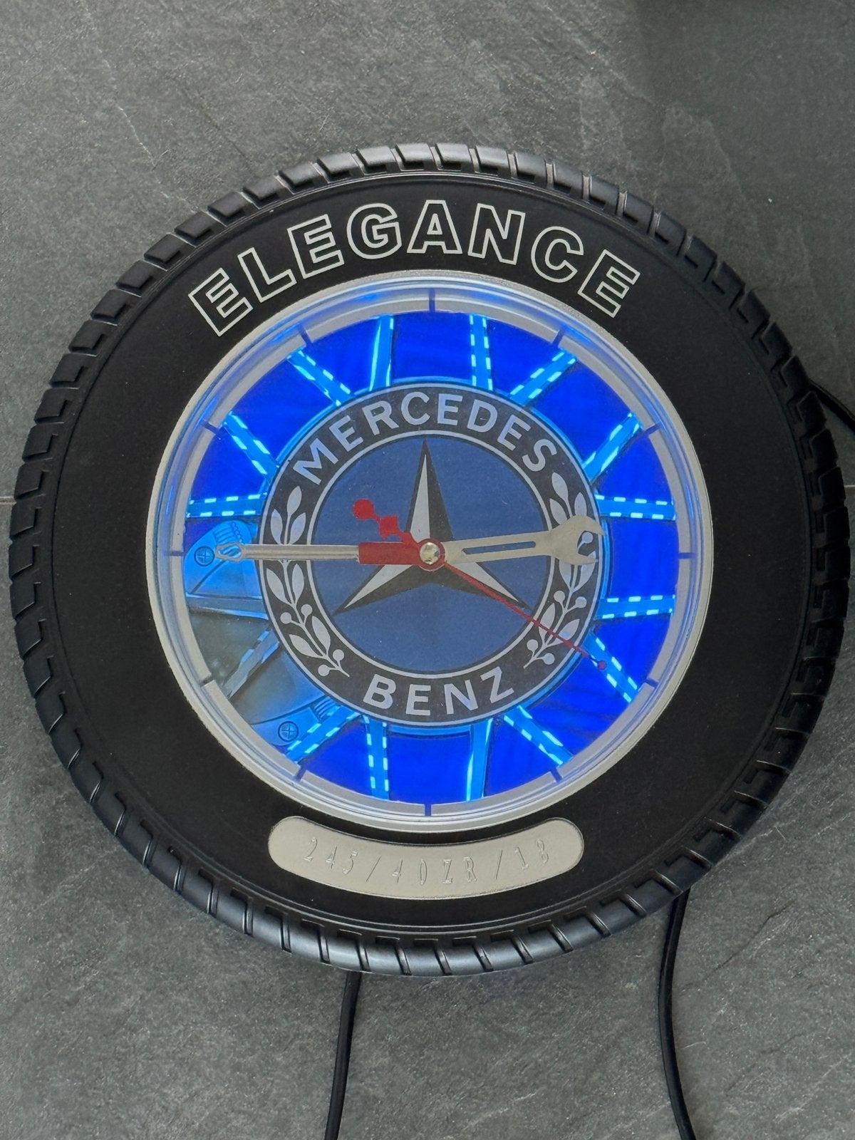 Horloge Mercedes Benz., Enlèvement ou Envoi, Comme neuf