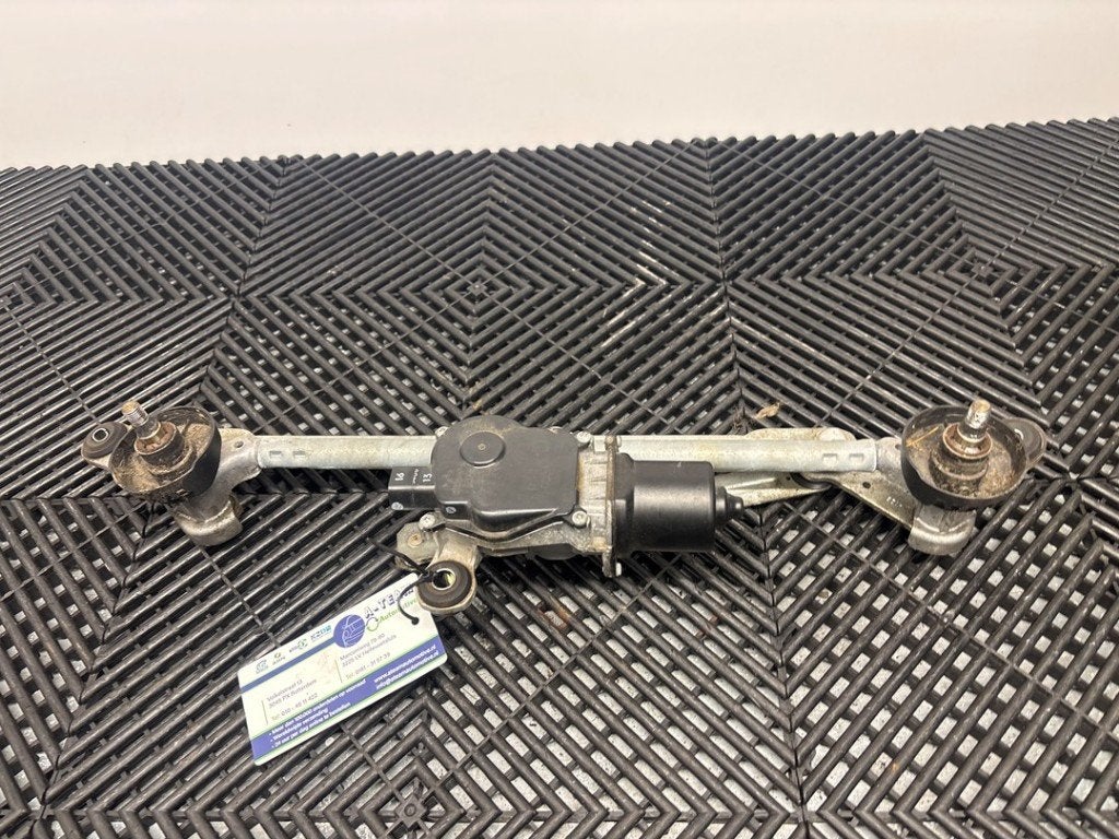 MOTEUR + TRINGLERIE ESSUIE GLACE AVANT Nissan Qashqai (J11), Germany@nissan-services.eu, Kronenweg 38
50389  Wesseling, DE, Utilisé