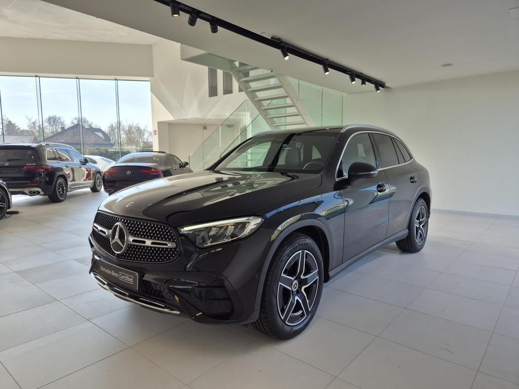 Mercedes-Benz GLC-Klasse 200 4MATIC SUV AMG Line | Panoramis, Auto's, Automaat, Stof, Gebruikt, Zwart