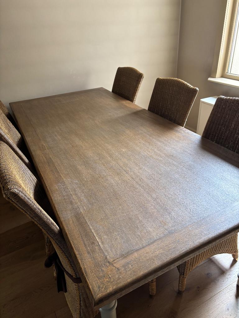 Eettafel met 8 rotan stoelen, Huis en Inrichting, Ophalen, Eikenhout, 200 cm of meer, 50 tot 100 cm
