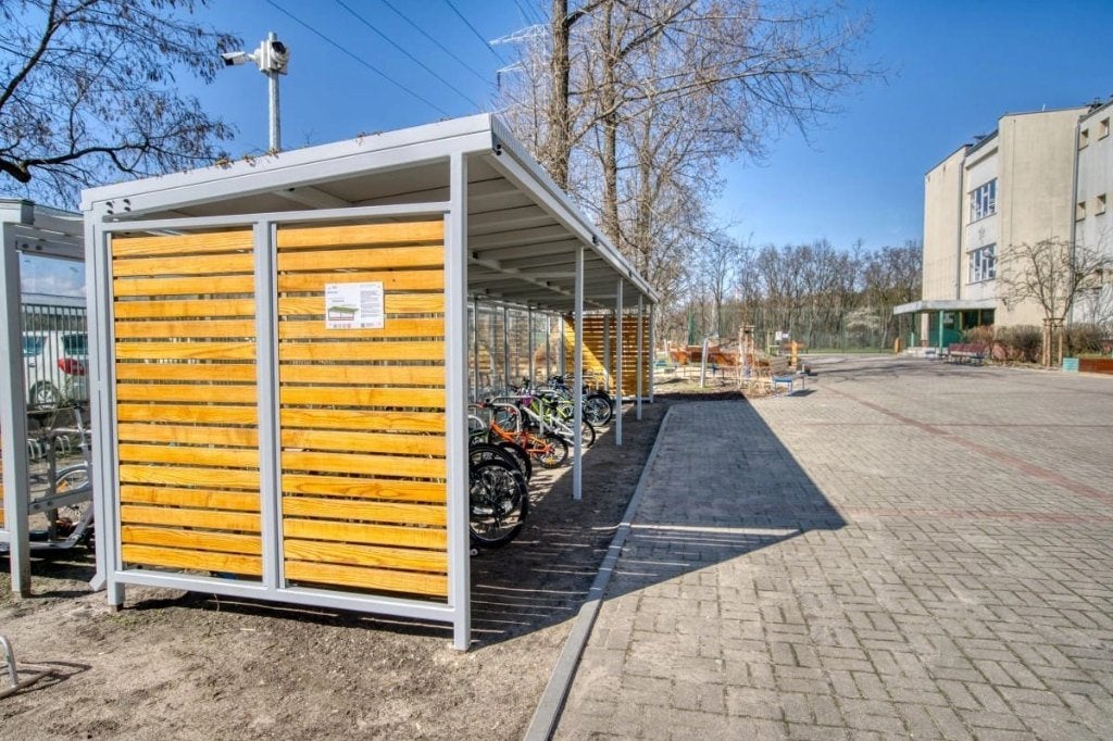 Fietsoverkapping, Fietsen en Brommers, Ophalen, Nieuw
