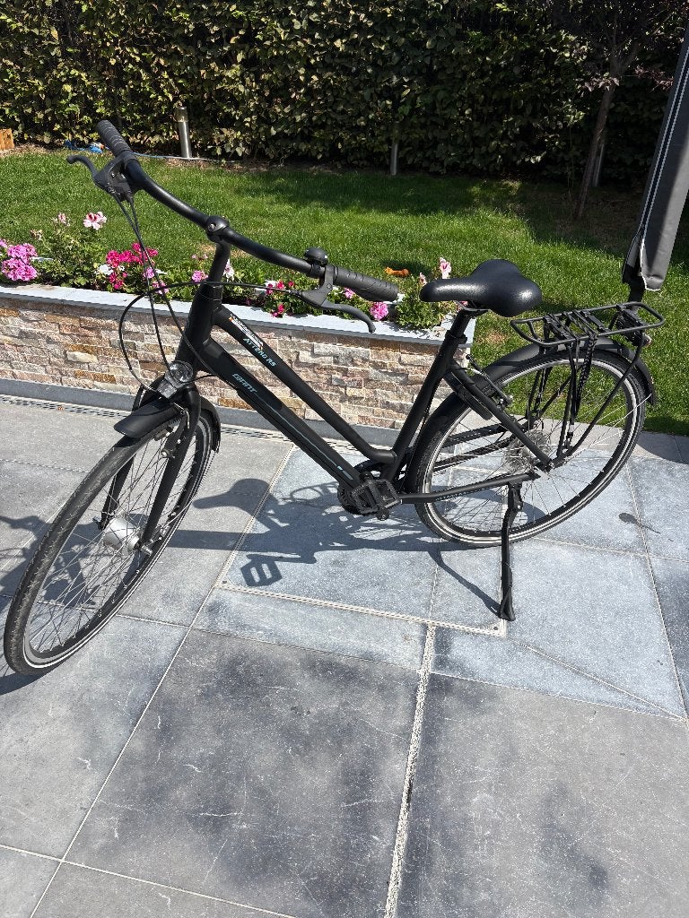 Giant Attend R5 damesfiets – amper gebruikt  - goede staat, Ophalen, Zo goed als nieuw, Giant, Versnellingen